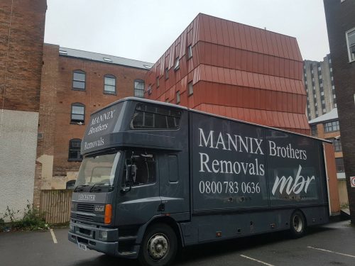 Moving services Flats and apartments