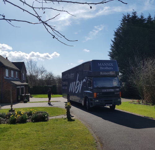 removals van outside home